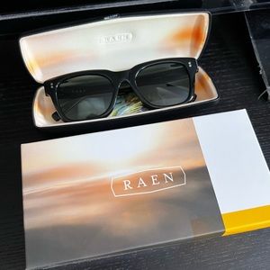 RAEN Gilman Crystal Black Polarized Sunglasses | Unisex